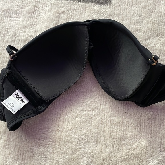 Mossimo Convertible Bikini Top - Picture 2 of 3